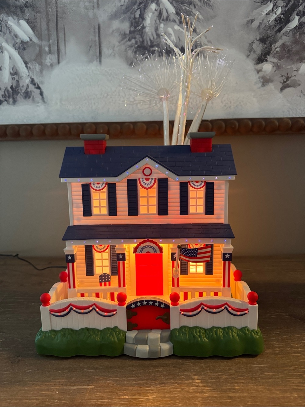 Vintage 2003 Avon Patriotic Lighted Fiber Optic House!